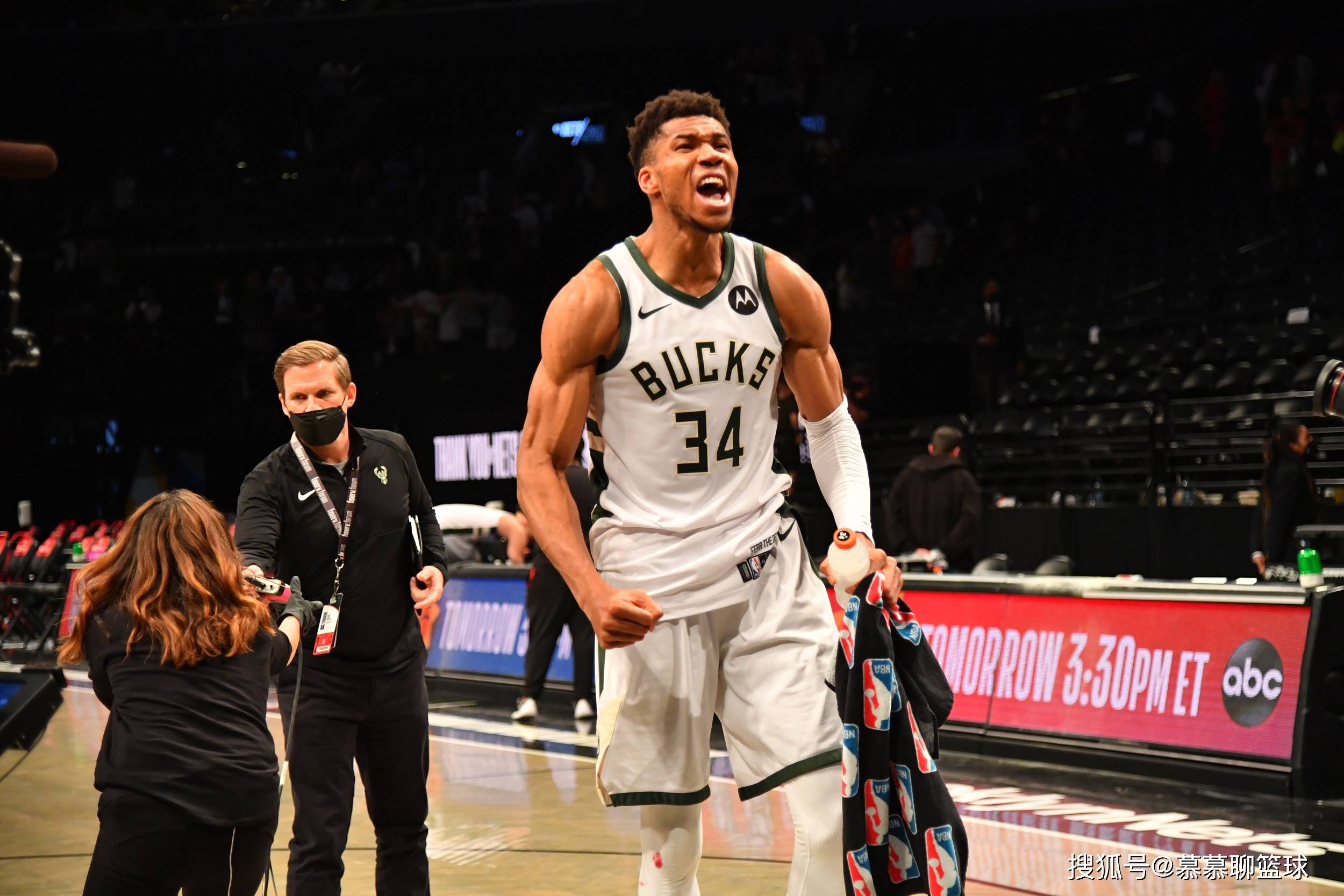 详细阅读:包含字母哥在勇士比赛中险胜集结日山东男篮备战NBA季后赛,费德勒在FPX比赛中势不可挡直接炸裂的词条爱游戏应用中心 包含字母哥在勇士比赛中险胜集结日山东男篮备战NBA季后赛,费德勒在FPX比赛中势不可挡直接炸裂的词条爱游戏应用中心